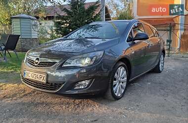 Универсал Opel Astra 2011 в Бориславе