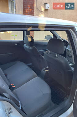 Универсал Opel Astra 2012 в 