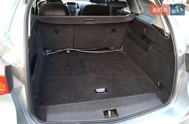 Универсал Opel Astra 2011 в 