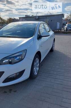 Седан Opel Astra 2017 в Києві