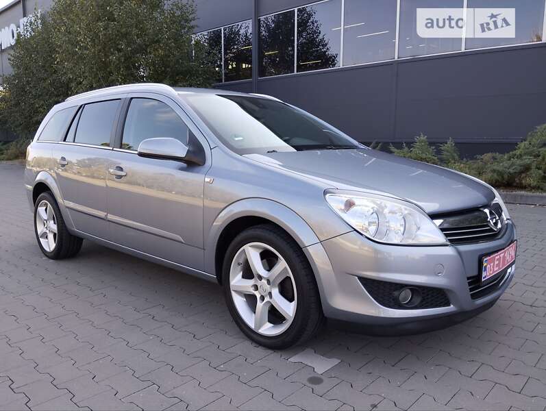 Універсал Opel Astra 2009 в Білій Церкві