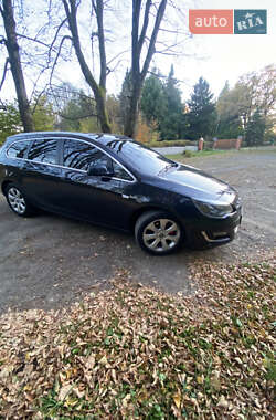 Универсал Opel Astra 2015 в 