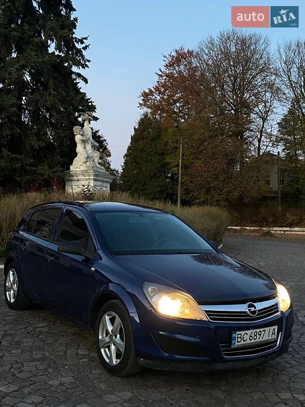 Opel Astra 2009