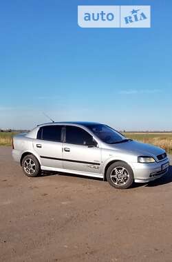 Седан Opel Astra 2005 в Василькові