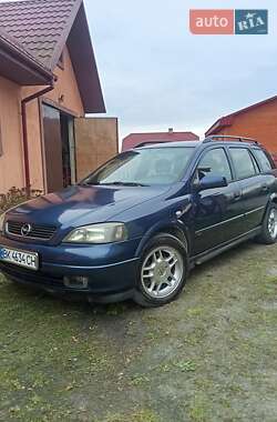 Универсал Opel Astra 2000 в Рокитном