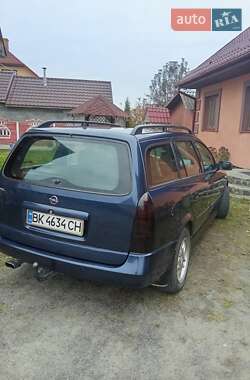 Универсал Opel Astra 2000 в Рокитном