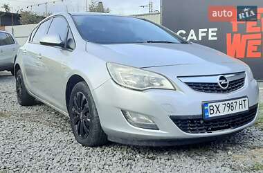 Хэтчбек Opel Astra 2011 в Шепетовке