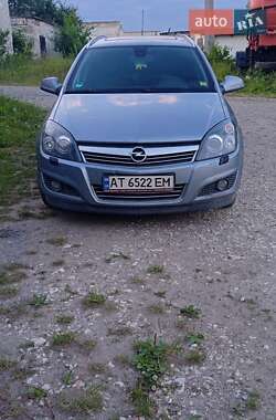 Opel Astra 2010 Opel Astra 2010