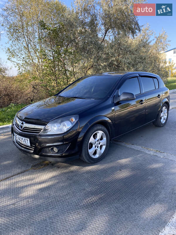 Opel Astra 2010