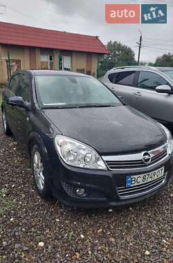 Хэтчбек Opel Astra 2009 в 