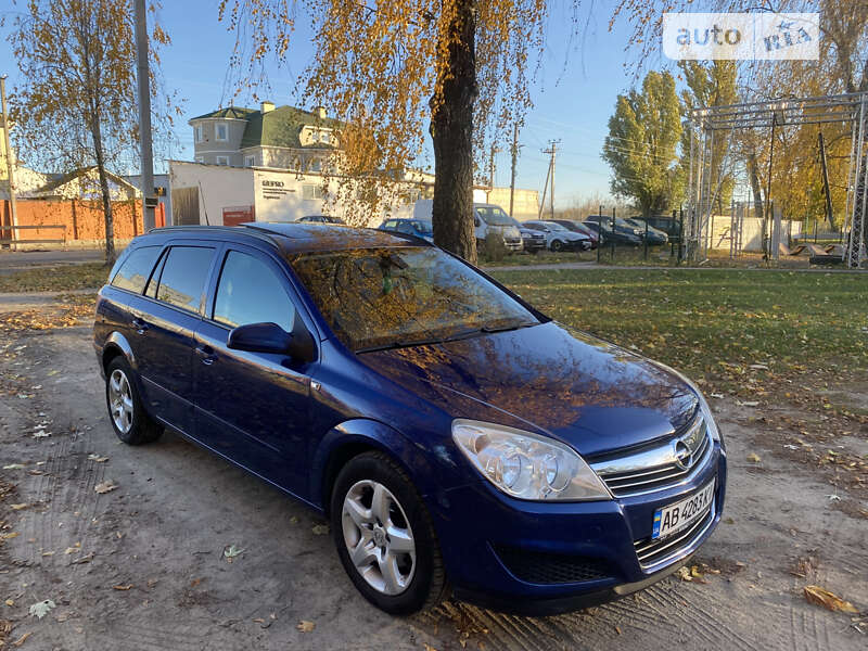 Универсал Opel Astra 2008 в Киеве