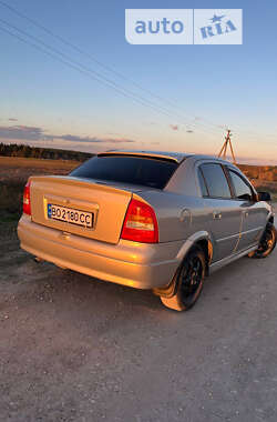 Седан Opel Astra 2007 в Почаєві