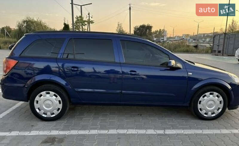 Универсал Opel Astra 2005 в Виннице