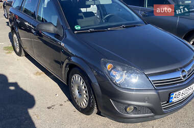 Универсал Opel Astra 2009 в Виннице