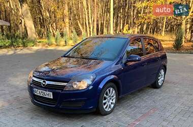 Хетчбек Opel Astra 2004 в Луцьку