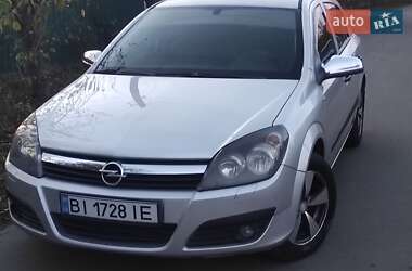 Хэтчбек Opel Astra 2007 в Миргороде