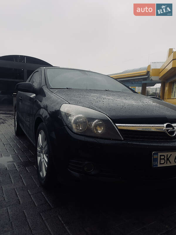 Хэтчбек Opel Astra 2009 в Ровно