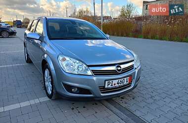 Универсал Opel Astra 2009 в Львове