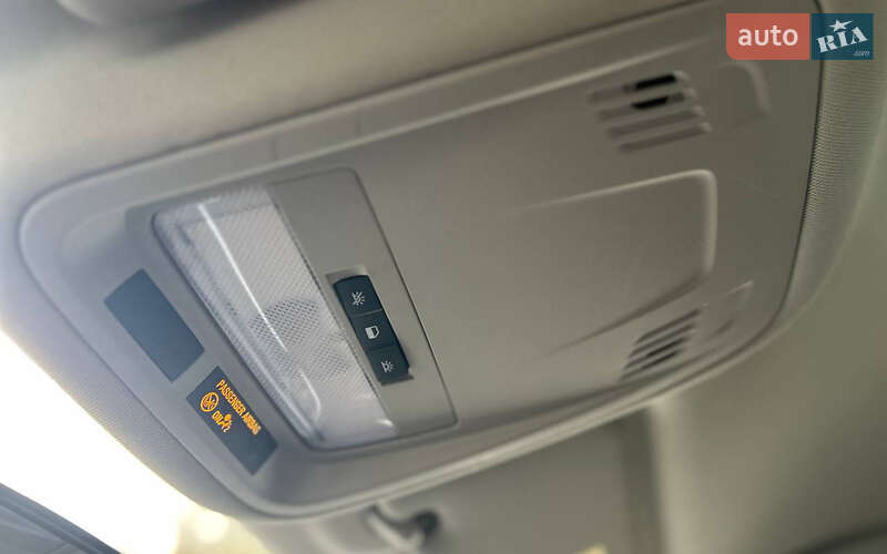 Універсал Opel Astra 2016 в Чернівцях