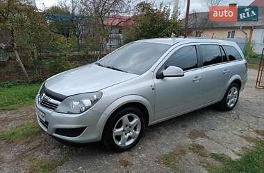 Универсал Opel Astra 2010 в Коломые