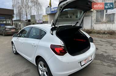 Хэтчбек Opel Astra 2010 в Сумах