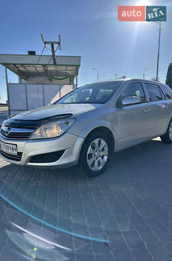 Универсал Opel Astra 2009 в Тернополе