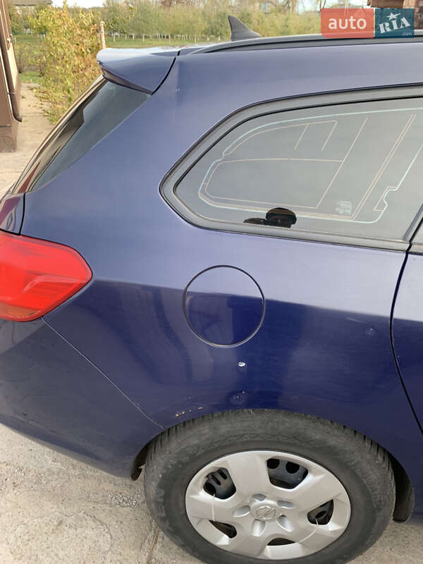 Универсал Opel Astra 2013 в Варве фото 38 Универсал Opel Astra 2013 в Варве