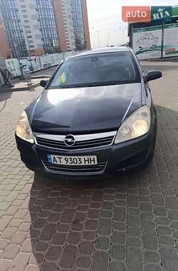 Хетчбек Opel Astra 2007 в Івано-Франківську