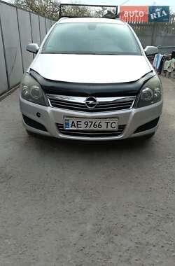 Універсал Opel Astra 2008 в Верхівцеві