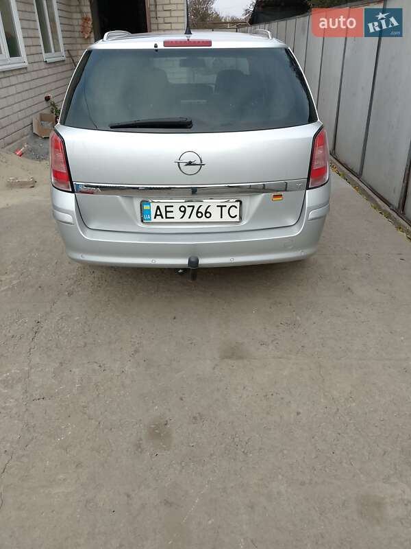 Универсал Opel Astra 2008 в Верховец