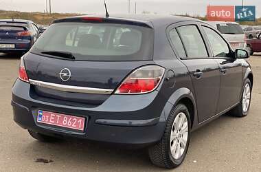 Хэтчбек Opel Astra 2009 в Одессе