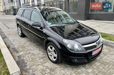 Универсал Opel Astra 2006 в Луцке