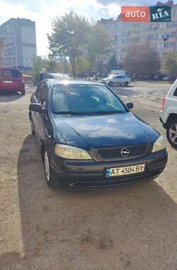 Седан Opel Astra 2008 в Івано-Франківську