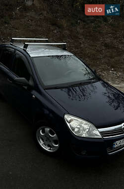 Хэтчбек Opel Astra 2007 в Киеве