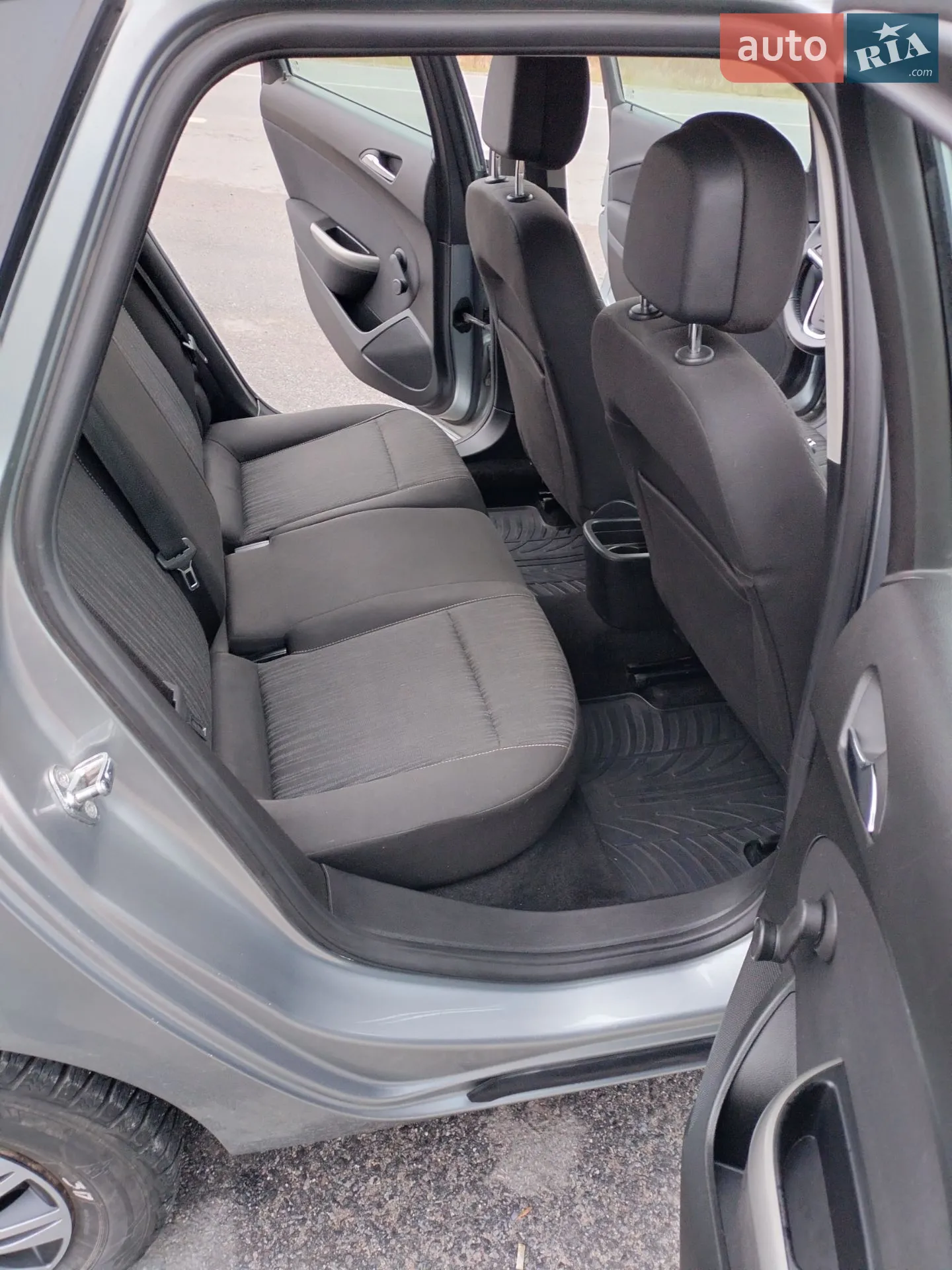 2011 Opel Astra - мініатюра 13