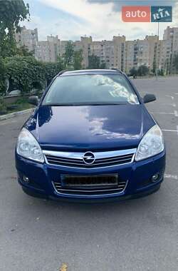 Универсал Opel Astra 2009 в Киеве