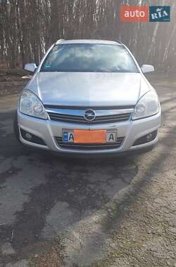 Универсал Opel Astra 2009 в Немирове