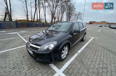 Універсал Opel Astra 2004 в Тернополі