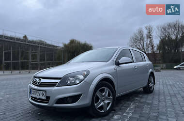 Хэтчбек Opel Astra 2013 в Каменец-Подольском