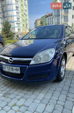 Opel Astra 2010 Opel Astra 2010