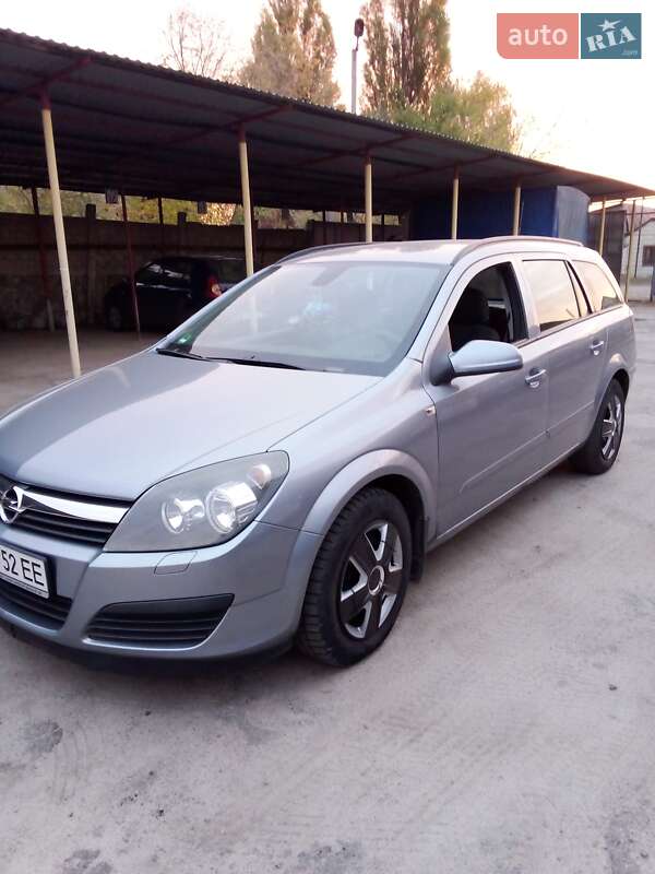 Універсал Opel Astra 2007 в Сумах