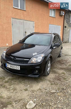 Універсал Opel Astra 2004 в Івано-Франківську