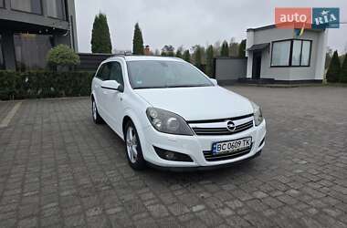 Универсал Opel Astra 2008 в Стрые