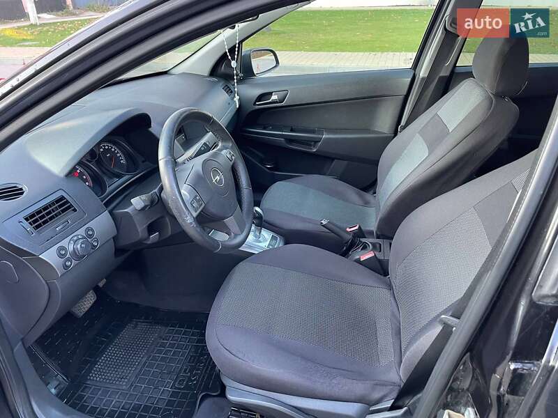 Седан Opel Astra 2005 в Самборе фото 4 Седан Opel Astra 2005 в Самборе