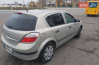 Хетчбек Opel Astra 2006 в Ізмаїлі