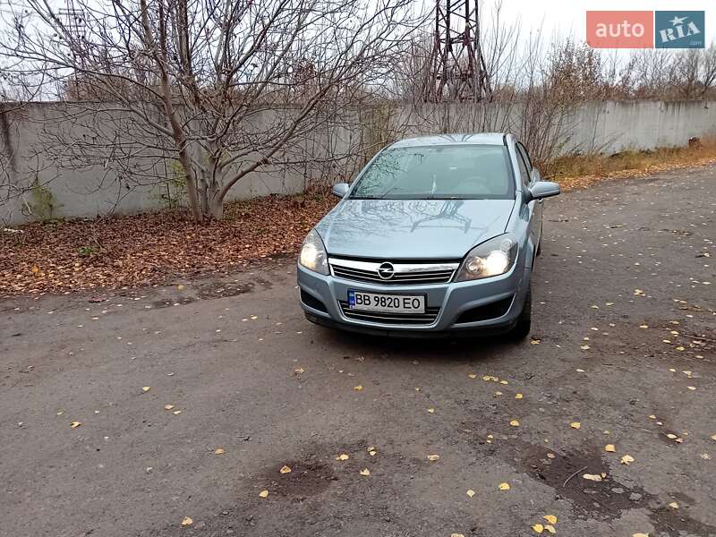 Седан Opel Astra 2008 в Дружковке