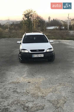 Универсал Opel Astra 1998 в Волочиске