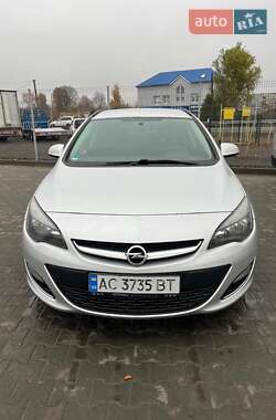 Універсал Opel Astra 2012 в Нововолинську