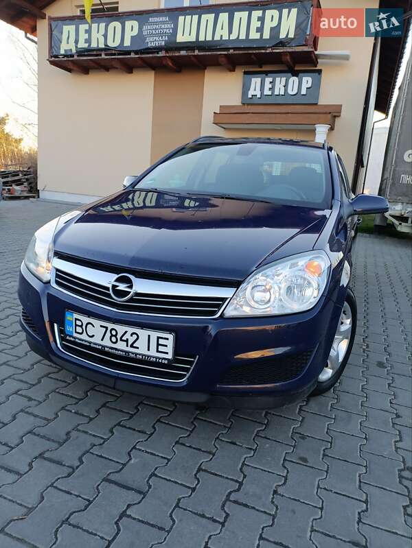 Універсал Opel Astra 2008 в Дрогобичі
