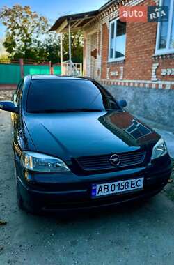 Седан Opel Astra 2000 в Гайсину